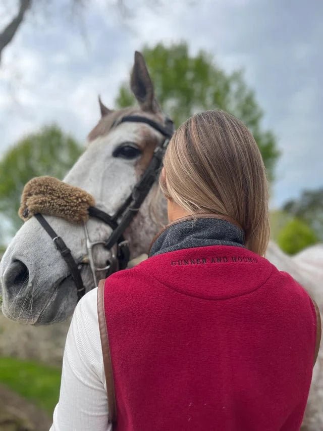 Gunner and Hound Fleeces & Quilted Gilets Gunner and Hound Women's Tweed Gilet Cranberry