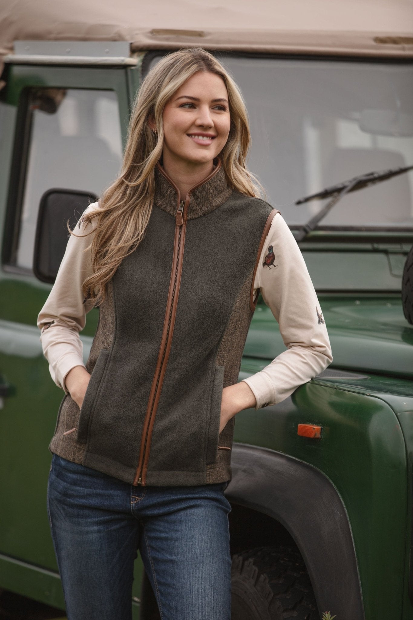 Gunner and Hound Fleeces &amp; Quilted Gilets Gunner and Hound Women&#39;s Tweed Gilet Forest Green