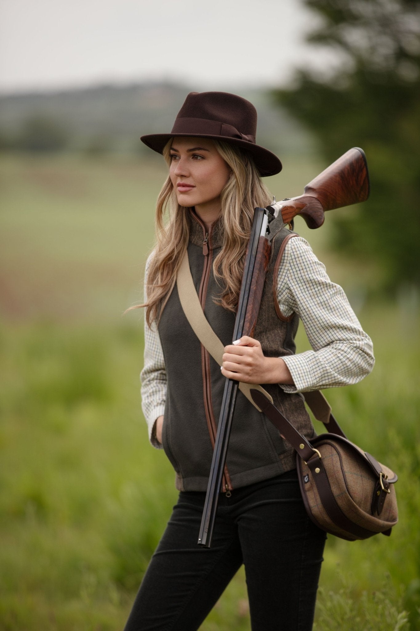Gunner and Hound Fleeces &amp; Quilted Gilets Gunner and Hound Women&#39;s Tweed Gilet Forest Green