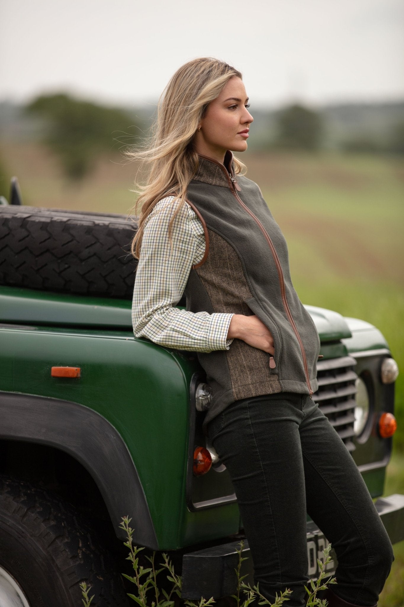 Gunner and Hound Fleeces &amp; Quilted Gilets Gunner and Hound Women&#39;s Tweed Gilet Forest Green